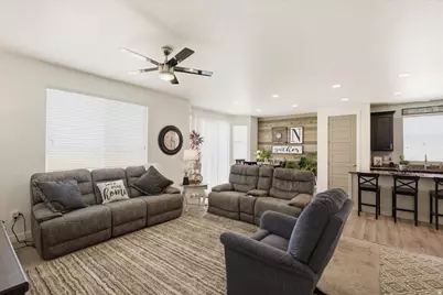 271 E Rockwood Way, Stansbury Park, UT 84074 - Photo 11