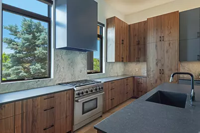 11651 N Soaring Hawk Ln, Hideout, UT 84036 - Photo 15