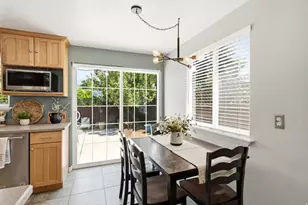 7237 S 2700 E, Cottonwood Heights, UT 84121 - Photo 15