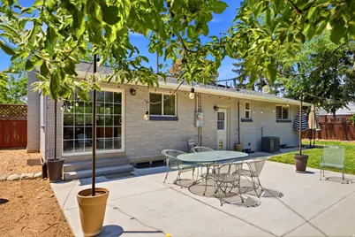7237 S 2700 E, Cottonwood Heights, UT 84121 - Photo 41
