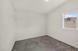 340 E Telegraph St, Washington, UT 84780 - Photo 11
