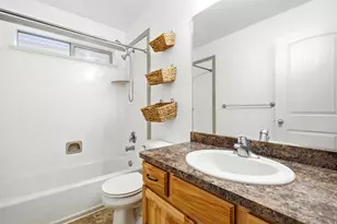 33 E 1100 S, Vernal, UT 84078 - Photo 17