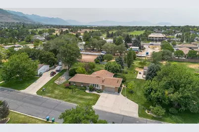 5215 W 11100 N, Highland, UT 84003 - Photo 35