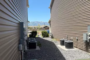 427 S 1540 E, Hyrum, UT 84319 - Photo 9