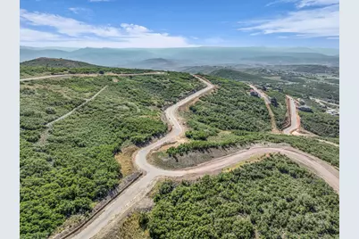 1816 E Peak View Dr, Hideout, UT 84036 - Photo 17
