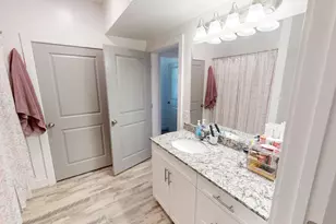 875 S Depot St W, Clearfield, UT 84015 - Photo 9