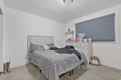 8129 W Armoridge Ln S, Magna, UT 84044 - Photo 9