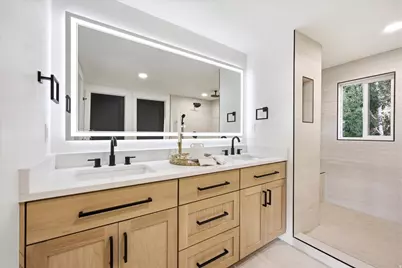 2366 E Cinnabar Ln, Cottonwood Heights, UT 84121 - Photo 35
