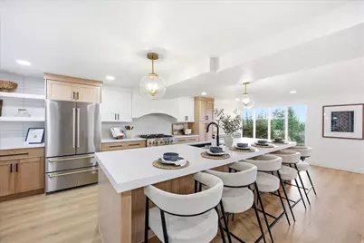 2366 E Cinnabar Ln, Cottonwood Heights, UT 84121 - Photo 21
