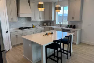 37 W Carson Way, Salem, UT 84653 - Photo 3