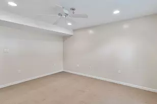 356 W Sunset Cir, Centerville, UT 84014 - Photo 21