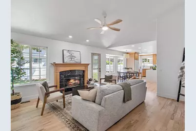356 W Sunset Cir, Centerville, UT 84014 - Photo 3