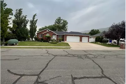 356 W Sunset Cir, Centerville, UT 84014 - Photo 27