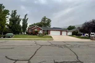 356 W Sunset Cir, Centerville, UT 84014 - Photo 27