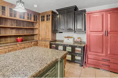 39 S 2625 E, Layton, UT 84040 - Photo 17