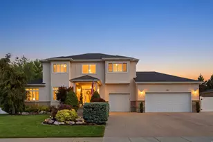 557 E Warm Dr, Kaysville, UT 84037 - Photo 1