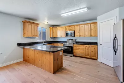 634 W 1150 S, Provo, UT 84601 - Photo 7