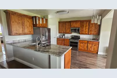 727 W 3460 N, Erda, UT 84074 - Photo 11