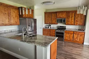 727 W 3460 N, Erda, UT 84074 - Photo 11
