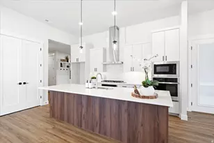 6745 W Judys Farm Ln, West Valley, UT 84128 - Photo 7