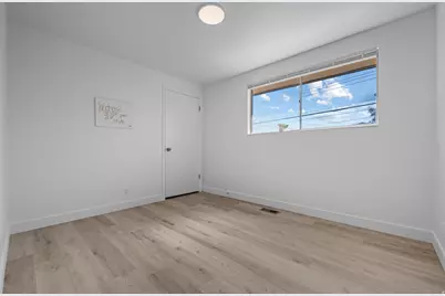 372 N Overland E, Tooele, UT 84074 - Photo 13