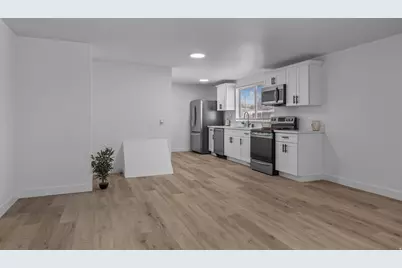 372 N Overland E, Tooele, UT 84074 - Photo 9