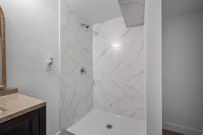 372 N Overland E, Tooele, UT 84074 - Photo 21