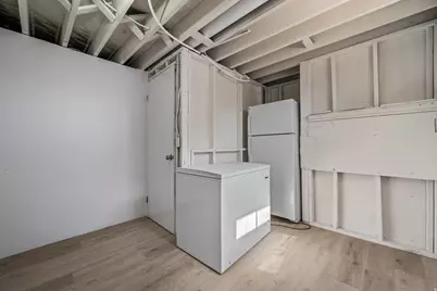 372 N Overland E, Tooele, UT 84074 - Photo 23
