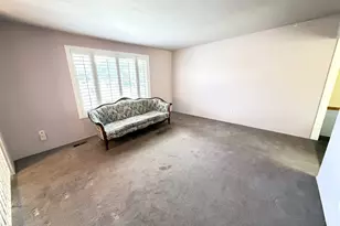 4666 S Edgeware Ln W, Taylorsville, UT 84129 - Photo 11