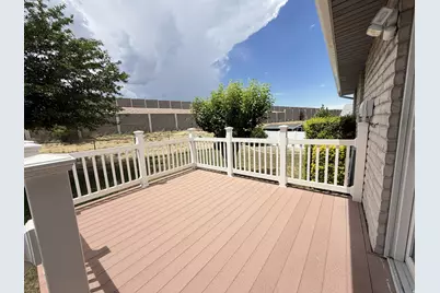 4666 S Edgeware Ln W, Taylorsville, UT 84129 - Photo 3