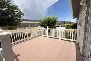 4666 S Edgeware Ln W, Taylorsville, UT 84129 - Photo 3