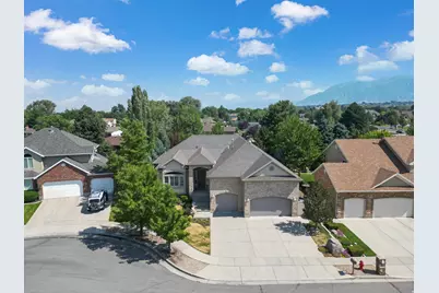1653 E Crescent View Circle S, Sandy, UT 84092 - Photo 41