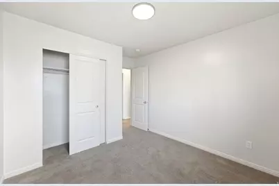 3687 E Royal Troon Dr, Eagle Mountain, UT 84005 - Photo 19