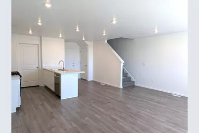 205 E Serenity Ave, Tooele, UT 84074 - Photo 5