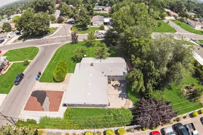 6915 S Brookhill Dr E, Cottonwood Heights, UT 84121 - Photo 29