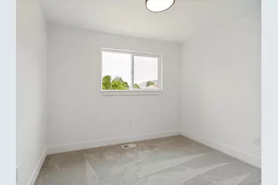 62 S Clark Ln, Elk Ridge, UT 84651 - Photo 17