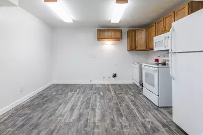1630 E Jordan Dr S, Sandy, UT 84092 - Photo 21
