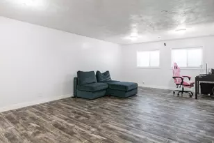 1630 E Jordan Dr S, Sandy, UT 84092 - Photo 15