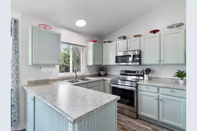 835 W 150 S, Clearfield, UT 84015 - Photo 7