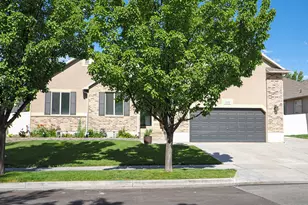 12334 S Sacajewa St W, Riverton, UT 84096 - Photo 5
