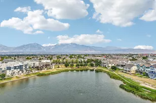 4467 W Harvest Sun Ln, South Jordan, UT 84009 - Photo 29