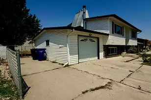 5006 S 3760 W, Taylorsville, UT 84118 - Photo 3
