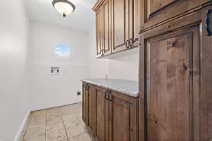 425 E 2600 N, Lehi, UT 84043 - Photo 43