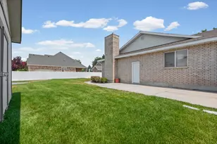425 E 2600 N, Lehi, UT 84043 - Photo 49