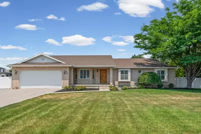 425 E 2600 N, Lehi, UT 84043 - Photo 3