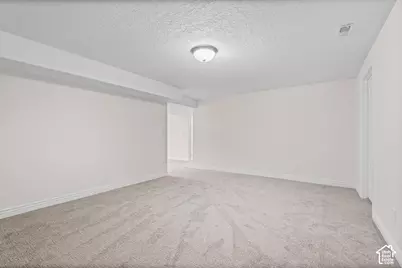 425 E 2600 N, Lehi, UT 84043 - Photo 35