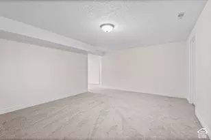 425 E 2600 N, Lehi, UT 84043 - Photo 35
