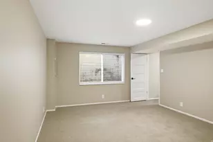 6086 S 1525 E, Murray, UT 84121 - Photo 37