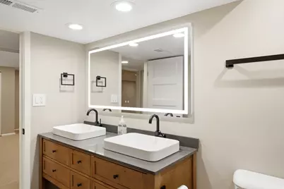 6086 S 1525 E, Murray, UT 84121 - Photo 35