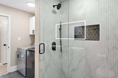 6086 S 1525 E, Murray, UT 84121 - Photo 27